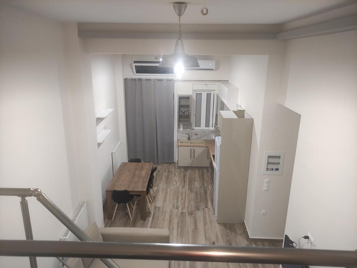 Kalamata City Loft Apartment Bagian luar foto