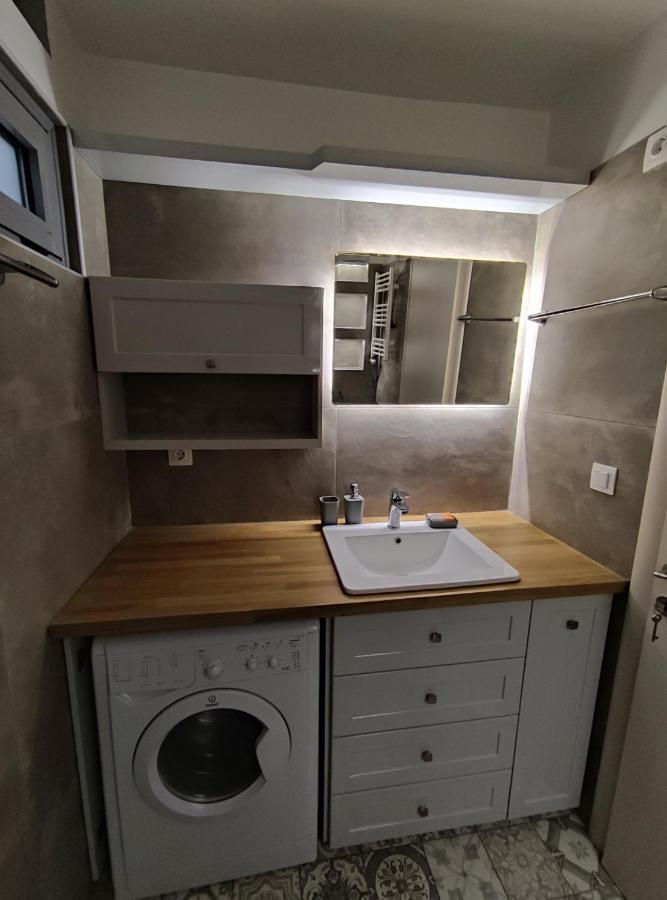 Kalamata City Loft Apartment Bagian luar foto