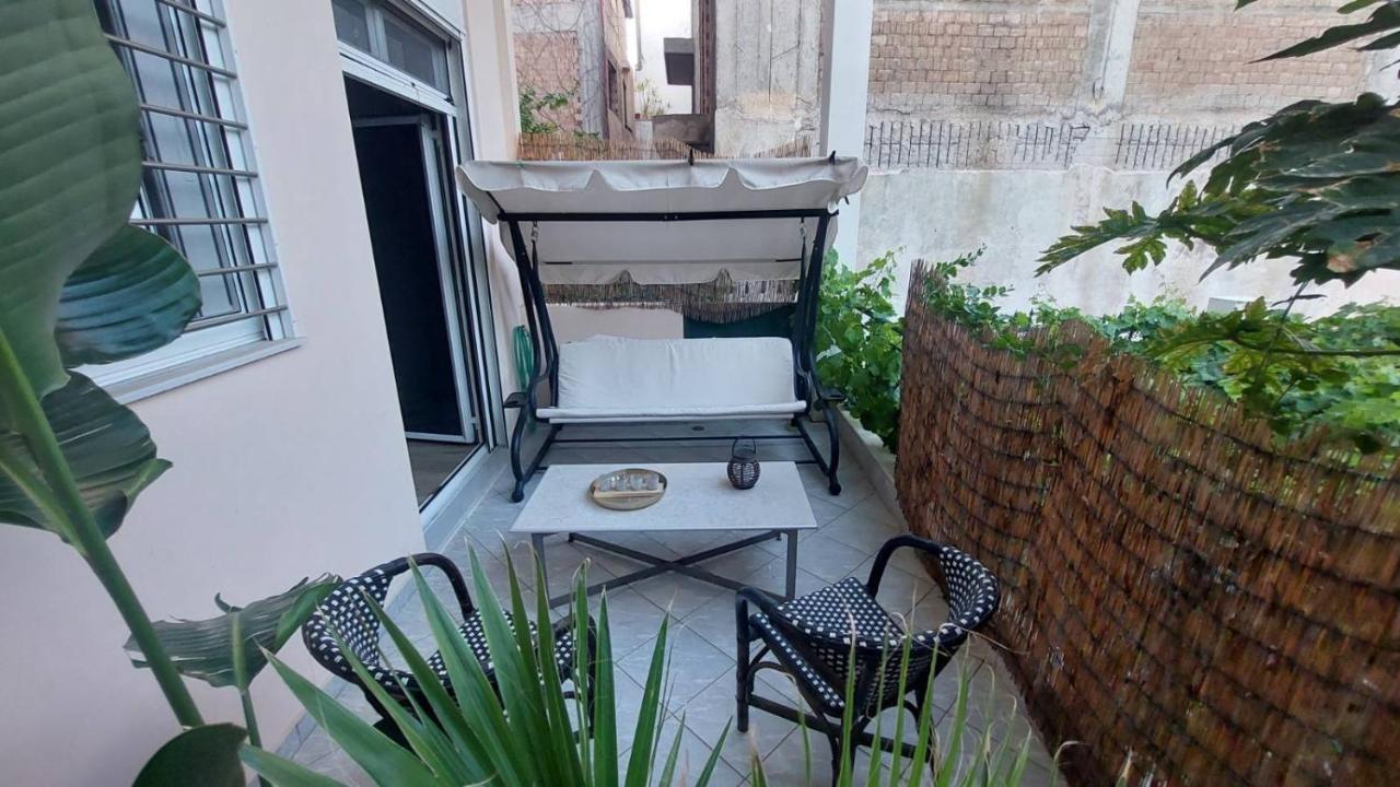 Kalamata City Loft Apartment Bagian luar foto